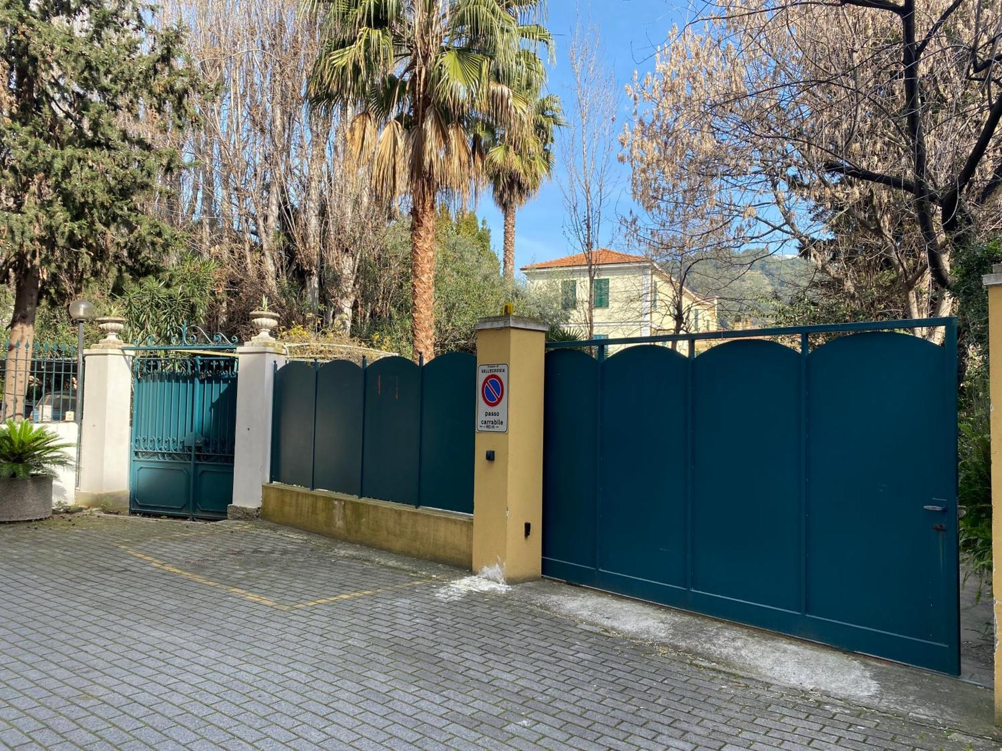 Villa Angelina - Casa Glicine Валекрозия Екстериор снимка